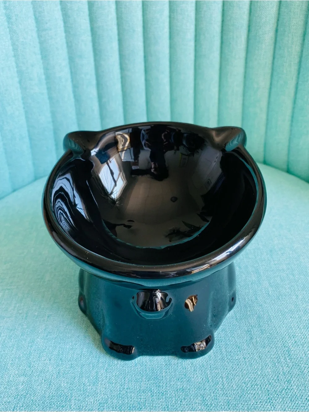 N/A raised bowls